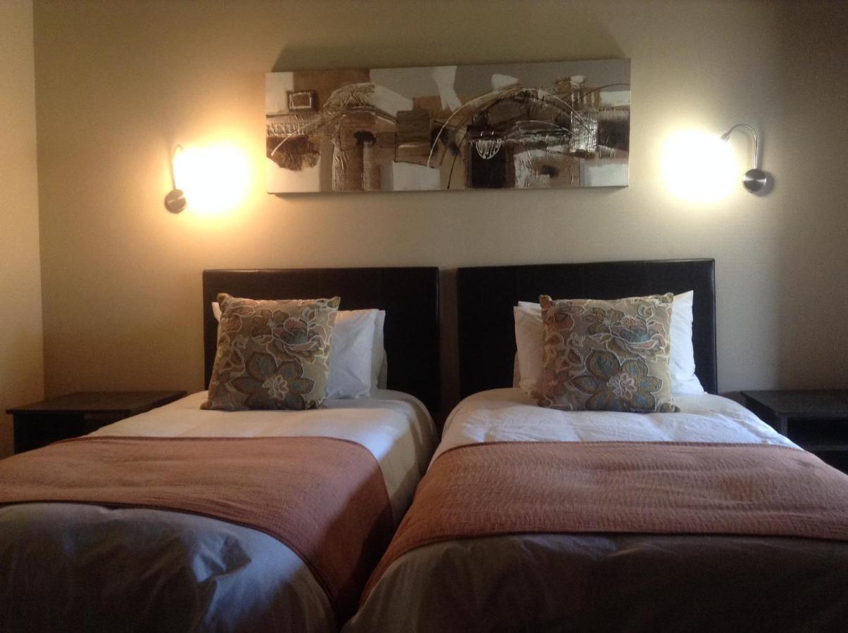 Jock Of The Bushveld Hotel บาร์เบอร์ตัน ภายนอก รูปภาพ
